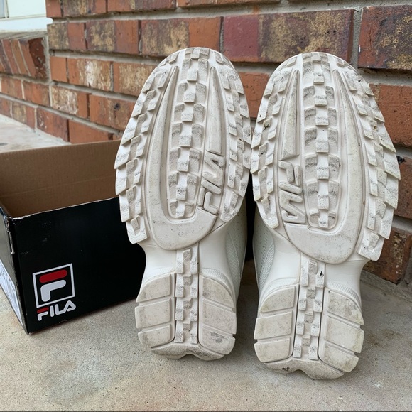 Fila Disruptor II in Turtledove color - Picture 4 of 5